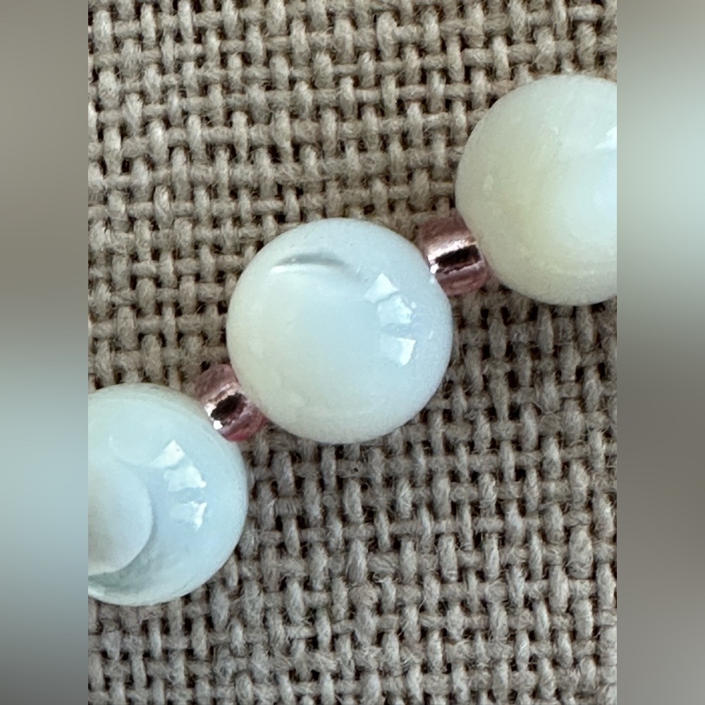 24 inch Mother of Pearl Necklace NWOT - Picture 10 of 16